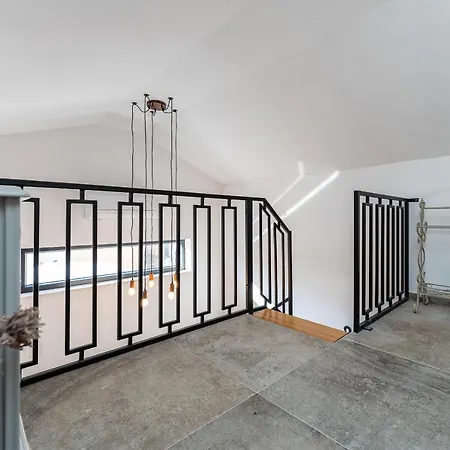 - Thorak Villa