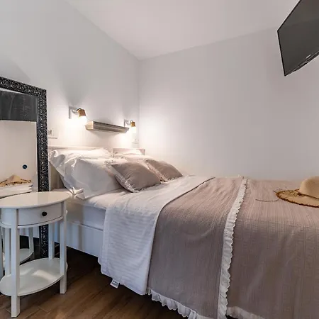 - Thorak Villa *