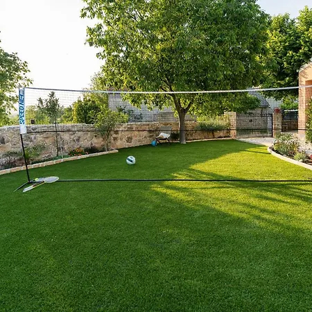 - Thorak Villa Anic